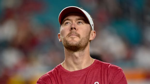 Lincoln RIley - look up